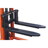 Inaithiram MS2PU16LHC Heavy Duty Hydraulic Manual Stacker 2Ton Capacity Closeup of Forks