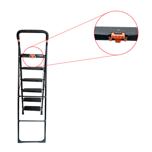 Inaithiram SL6SDLX Foldable Step Ladder 150kg Capacity Closeup of Safety Clutch Lock